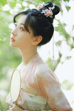 国产又好看的特效大片户外